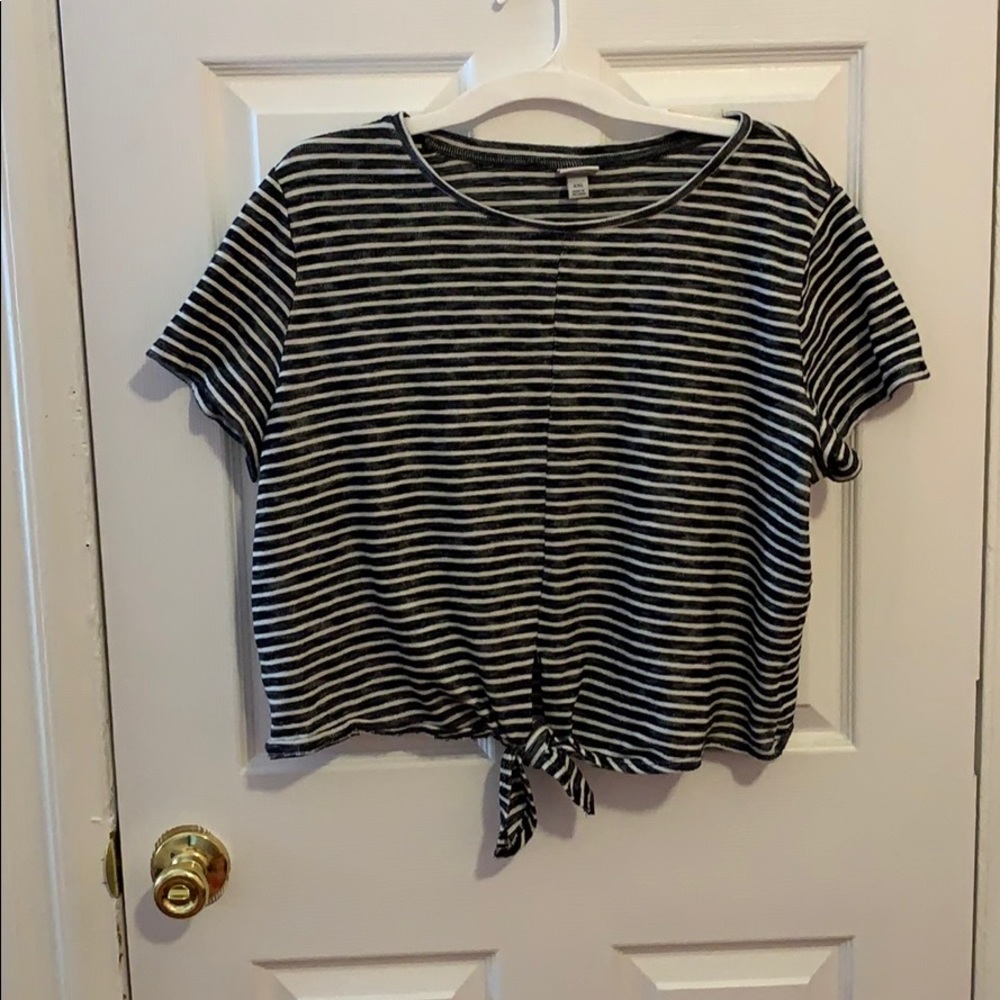 Striped Knot Crop